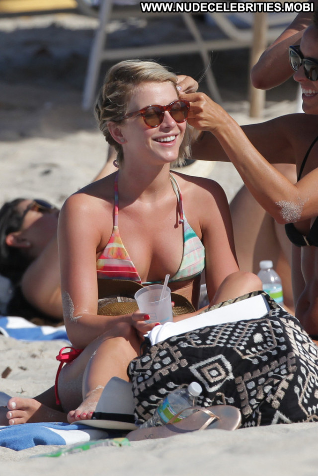 Julianne Hough The Beach Celebrity Beautiful Babe Beach Posing Hot