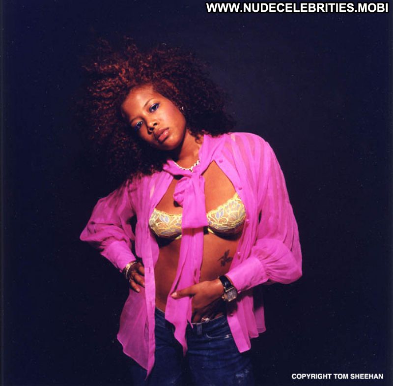 Kelis Nude Pics