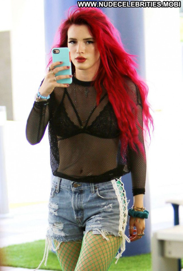 Bella Thorne Los Angeles Babe Beautiful Posing Hot Angel Paparazzi