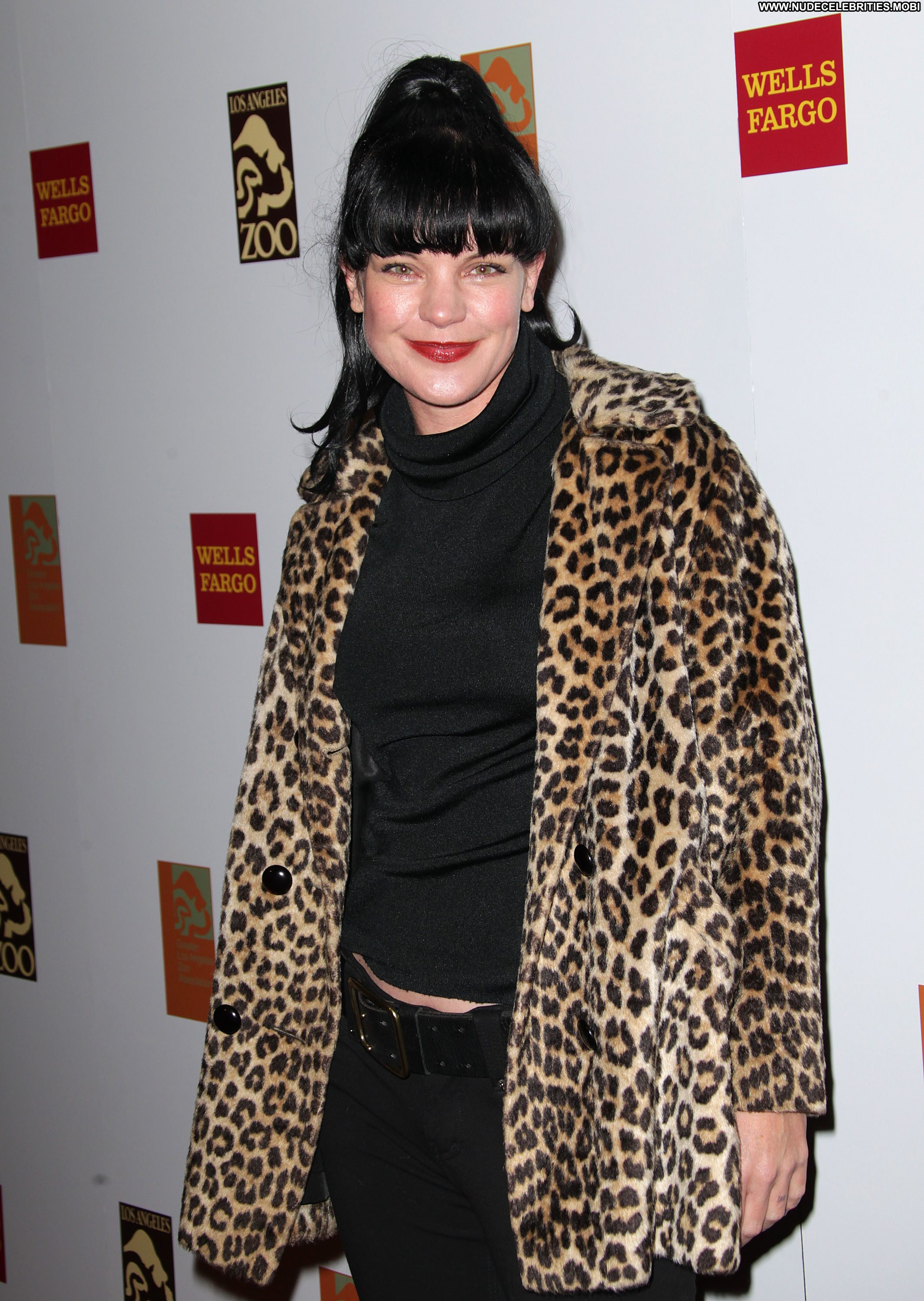 Pauley Perrette Asian High Resolution Celebrity Posing Hot Beautiful Babe